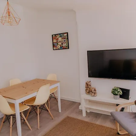 A Casa Do Jardim A Estrela Iii דירה